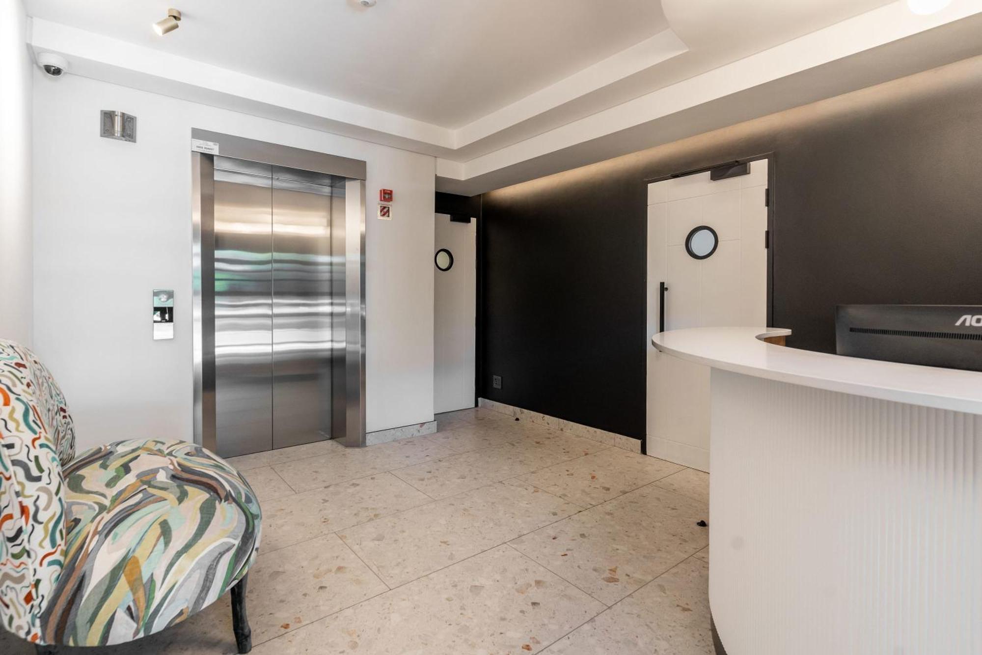 Apartment 104 - Marvol On Hall Sea Point Cape Town